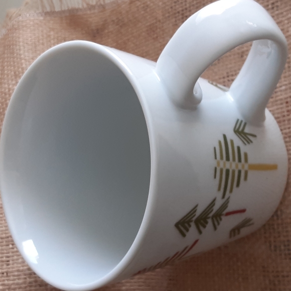 Crate Barrel Holiday Red Green Stylized Trees White Mug 12 oz Julia Rothman - Picture 6 of 9